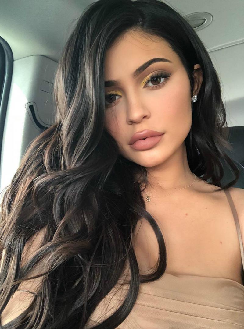 kylie hair wig