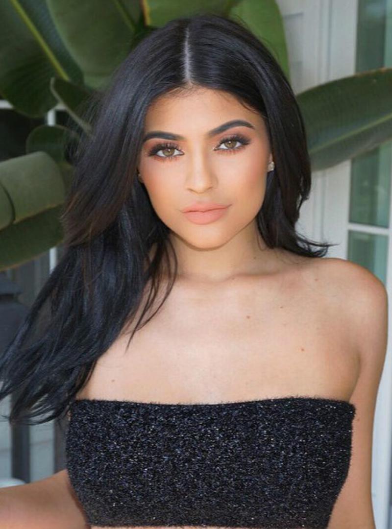 Kylie Jenner Inspired Middle Part Straight Layered Full Lace Human Hair Wig Kylie002 Home Divaswigs Com